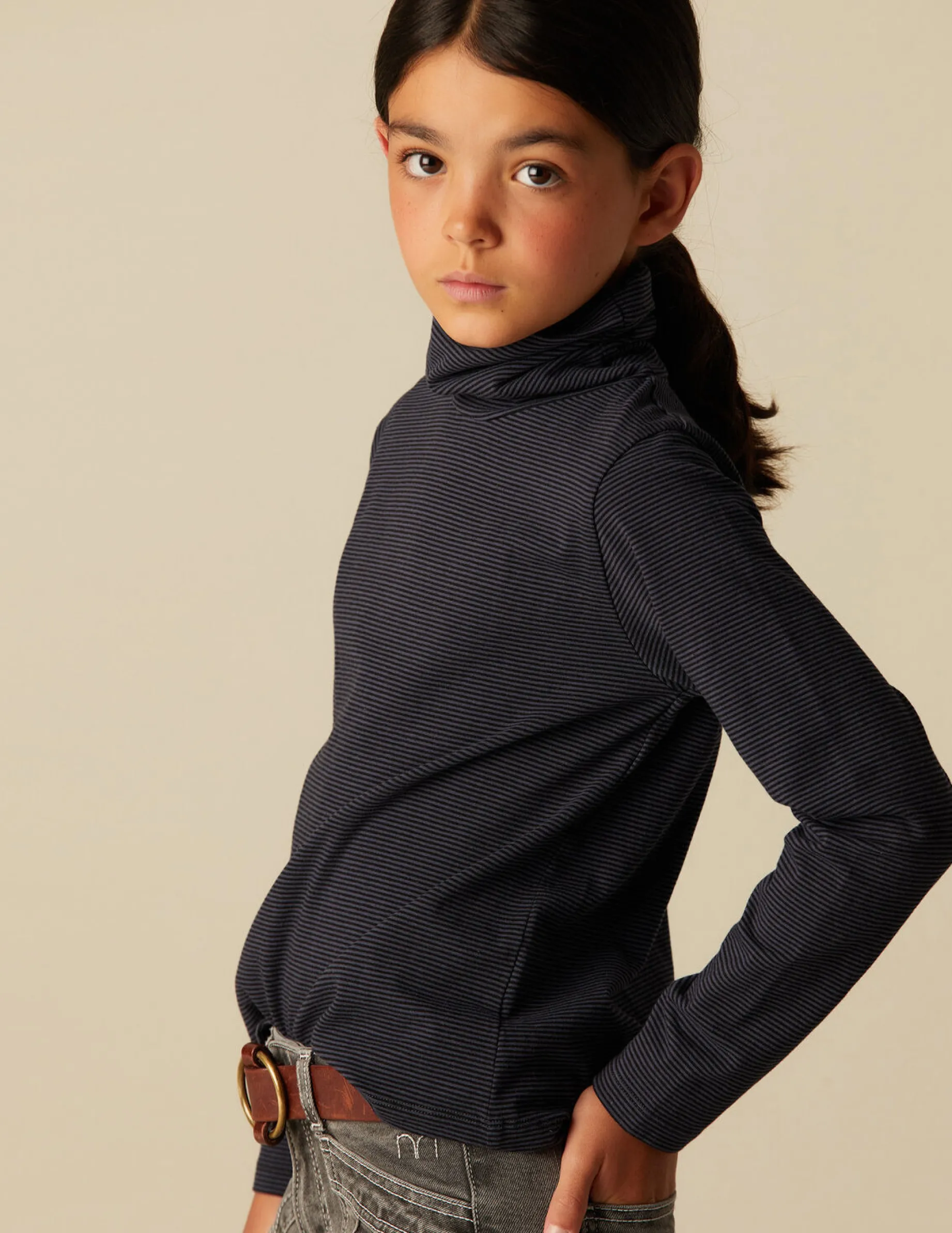 Hot NÍCOLI CAMISETA SOLIDARIA CUELLO VUELTO RAYA AZUL Azulesoscuros