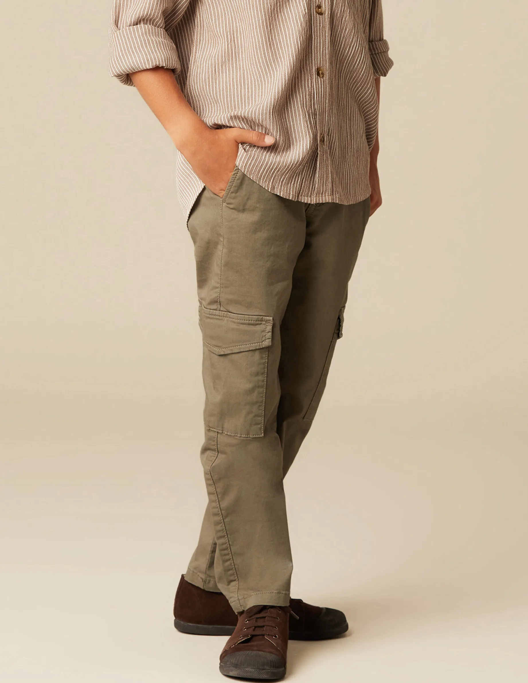 Best NÍCOLI PANTALÓN CARGO LARGO VERDE Verdesoscuros