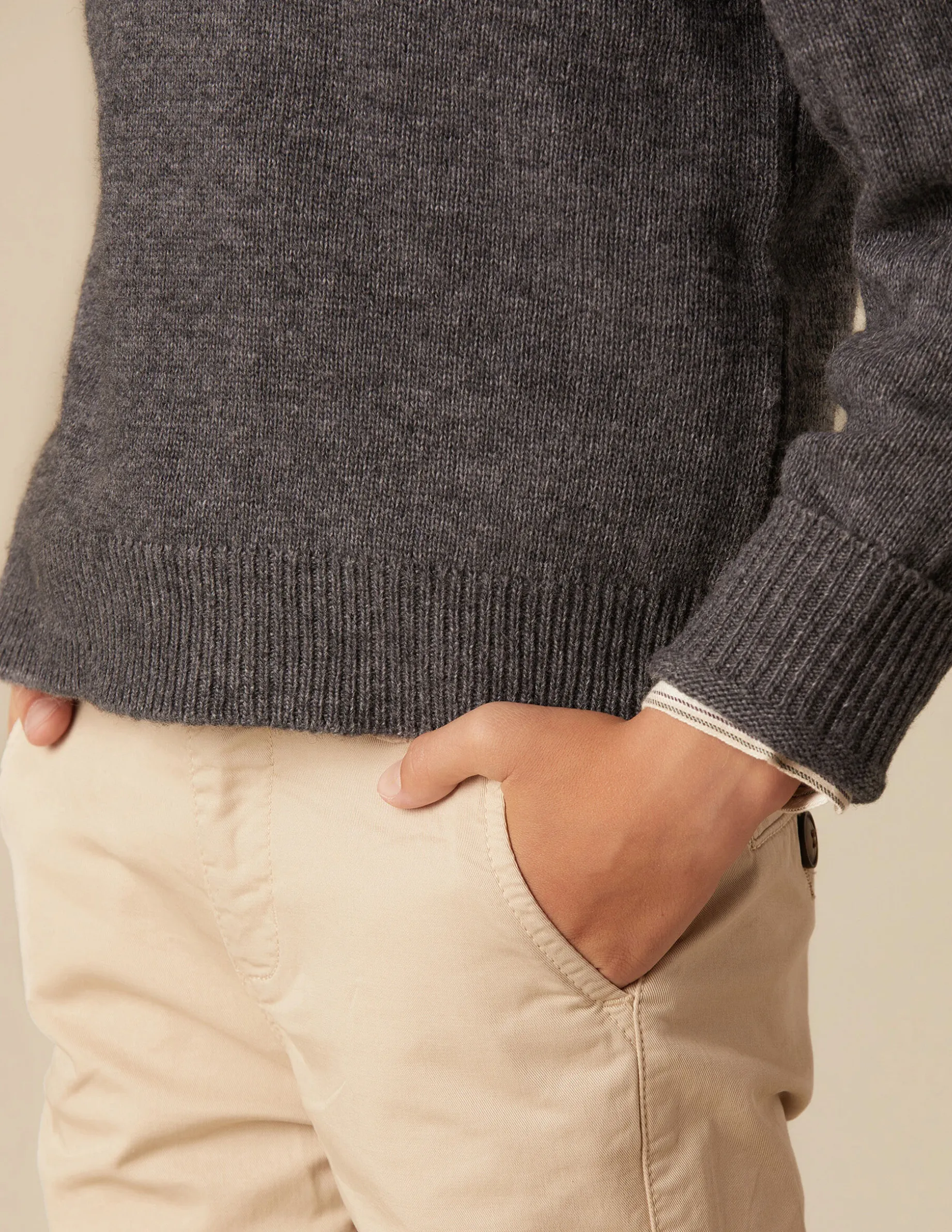 New NÍCOLI PANTALÓN CHINO LARGO Arena