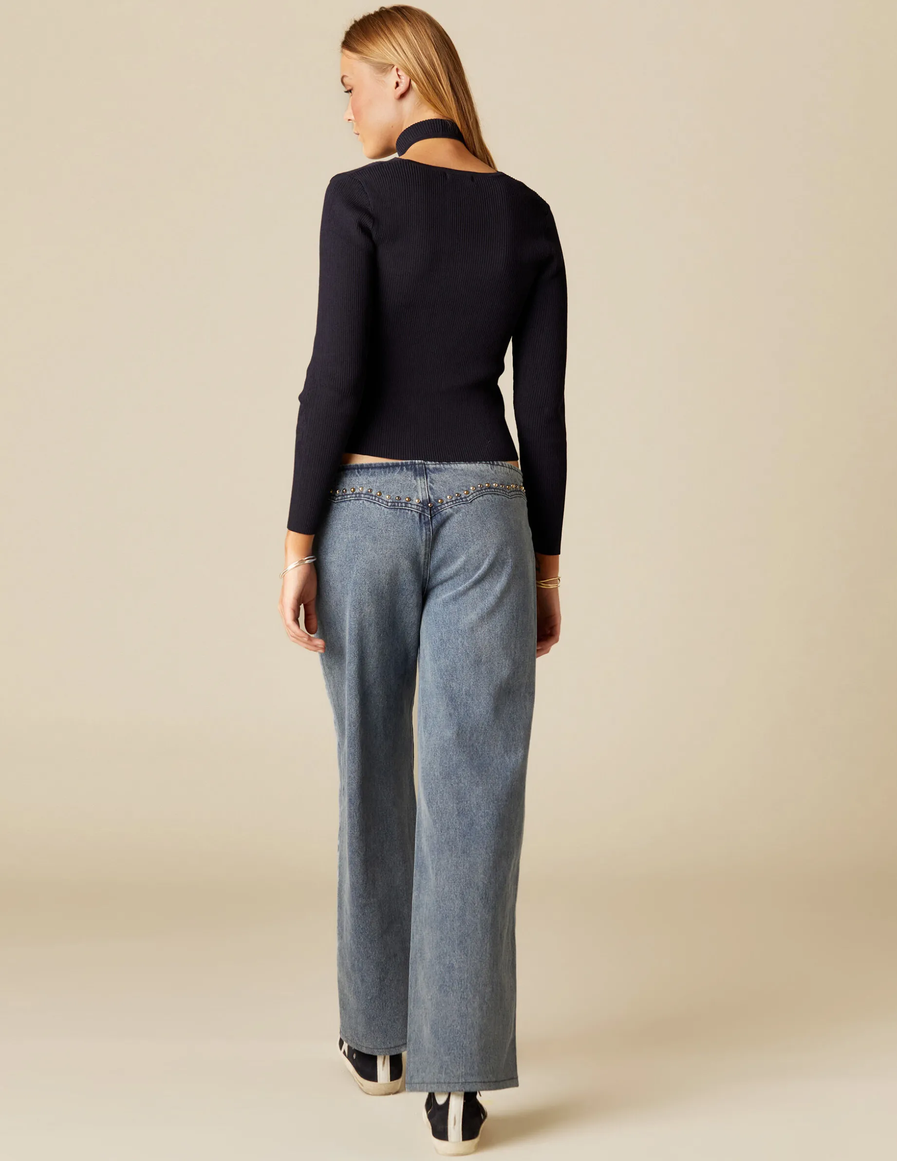 Shop NÍCOLI TOP ABERTURA ESCOTE TACHAS AZUL Azules